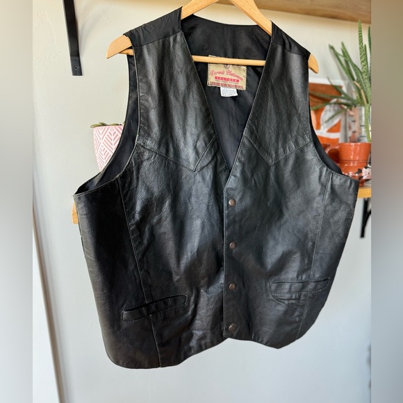 Vintage Permit Platinum Black Leather Western Style Vest Size XL - Picture 9 of 9